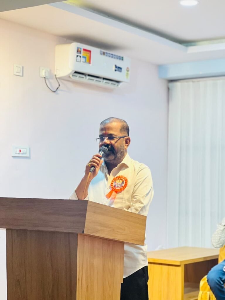 విద్య, వైద్యం ప్రతి ఒక్కరికీ అందుబాటులో ఉండాలి… ఉపాధ్యాయులు తల్లిదండ్రుల తర్వాత మరో తల్లిదండ్రుల వంటివారు… హన్మకొండ ఎమ్మెల్యే నాయిని ..
