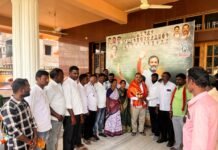 డీసీసీ అధ్యక్షుడు ఇనగాల వెంకట్రామ్ రెడ్డిని మర్యాదపూర్వకంగా కలిసిన పీఏసీఎస్ చైర్మన్ బయ్యగోని కుమారస్వామి: హసన్పర్తి మండల కాంగ్రెస్ ముఖ్య సమావేశం