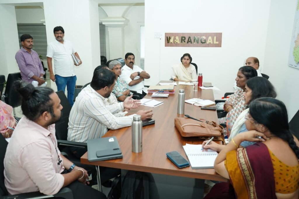 మహిళా పారిశ్రామికవేత్తలకు నైపుణ్యం, బ్రాండింగ్, మార్కెటింగ్‌లో ప్రోత్సాహం వర్ధన్నపేట శాసనసభ్యులు కేఆర్ నాగరాజు… -పప్పు మిల్లు ఆధునీకరణ, ట్రైనింగ్ సెంటర్ ఏర్పాటుపై వీ హబ్ సంస్థతో జిల్లా కలెక్టర్ డాక్టర్ సత్య శారద సమీక్ష సమావేశం…