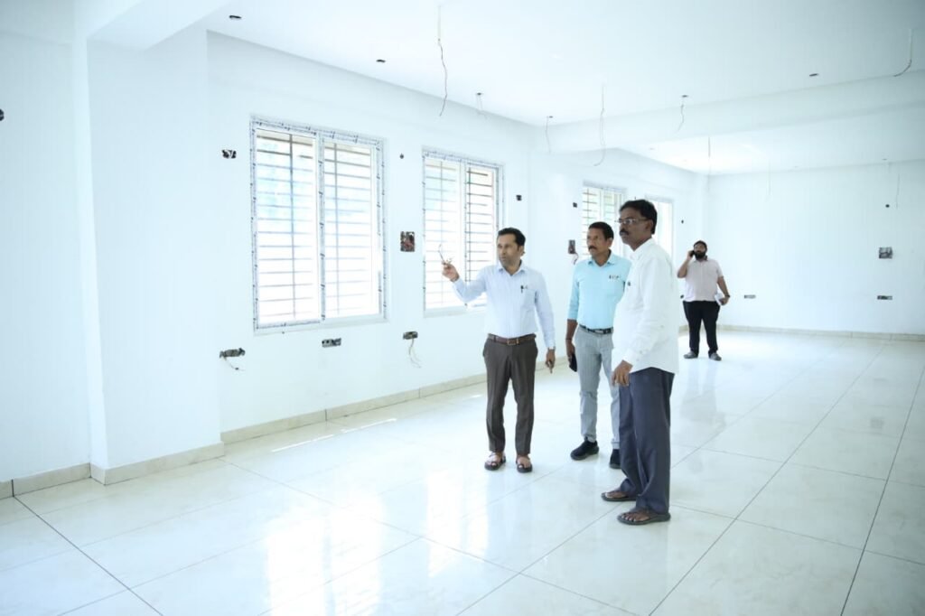 –యూజీడీ ప్రాజెక్ట్ మేనేజ్‌మెంట్ యూనిట్ పనులను పరిశీలించిన కమిషనర్ వెంకన్న….