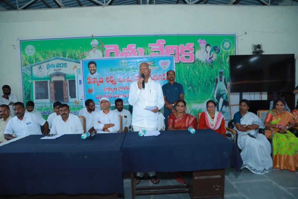 సంక్షేమ పథకాల కోసం ఎవరికీ ఒక్క రూపాయి ఇవ్వొద్దు….అవినీతి, అక్రమాలు లేకుండా అభివృద్ధి, సంక్షేమ పథకాల అమలు…..స్టేషన్ ఘనపూర్ ఎమ్మెల్యే కడియం శ్రీహరి