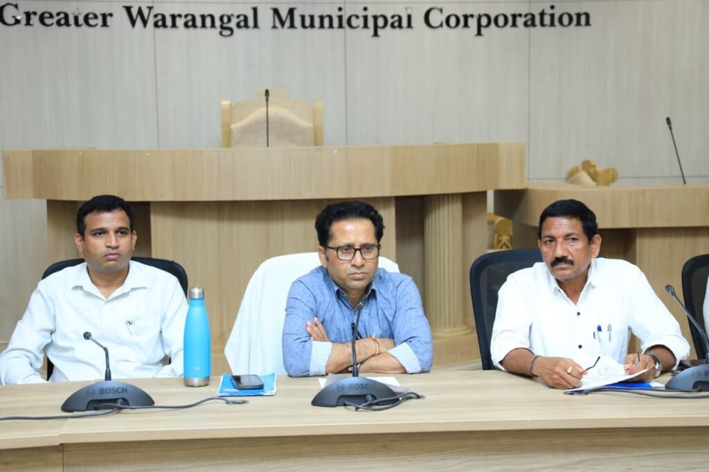 –బతుకమ్మ,దసరా పండుగలకు పకడ్బందీ ఏర్పాట్లు చేయాలి… —బల్దియా కమిషనర్ టి. వెంకన్న… –వినాయక నిమజ్జనం విజయవంతం చేసిన అధికారులకు అభినందనలు….