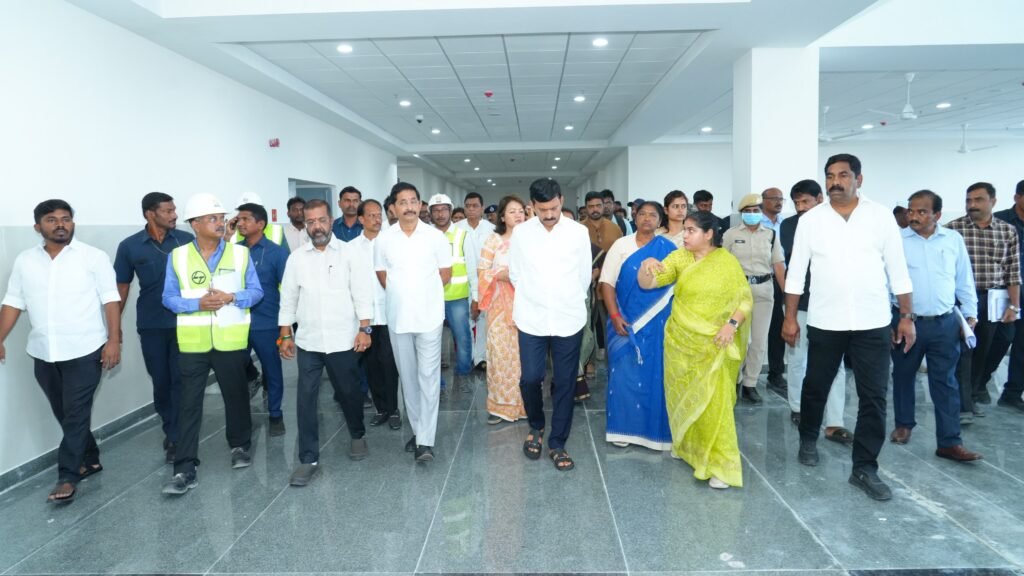 దసరా నాటికి సూపర్ స్పెషాలిటీ ఆసుపత్రిలో ఓపీ సేవలు ప్రారంభించాలి: సీఎం ఆదేశాలు నాయిని రాజేందర్ రెడ్డి….