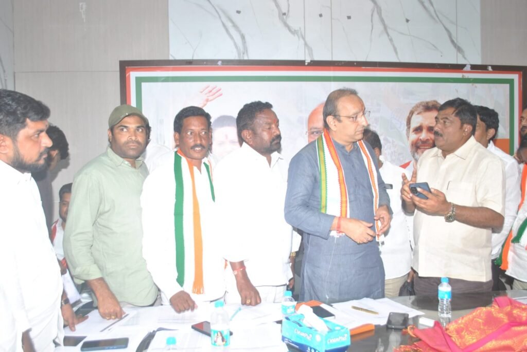 -గాంధీభవన్‌లో కాంగ్రెస్ పార్టీ సంస్థాగత సమావేశం… —వరంగల్ జిల్లా మండల, టౌన్, డివిజన్ అధ్యక్షుల సమావేశంలో పాల్గొన్న జిల్లా కాంగ్రెస్ అధ్యక్షుడు మహమ్మద్ అయూబ్…..