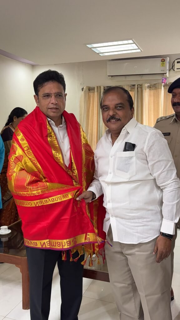 మంత్రి శ్రీధర్ బాబును మర్యాదపూర్వకంగా కలిసిన డీసీసీ అధ్యక్షులు ఇనగాల వెంకట్రామ్ రెడ్డి…