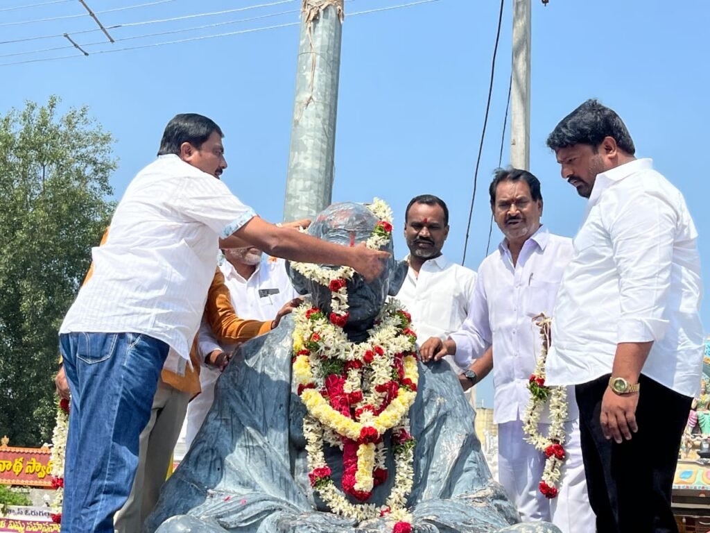 –గాంధీజీ ఆశయాలను ఆచరణలో పెట్టాలి: వరంగల్ జిల్లా కాంగ్రెస్ అధ్యక్షుడు మహమ్మద్ అయూబ్ ..