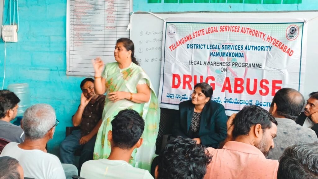 మత్తు పదార్థాలు తీసుకోవడం, కొనడం,అమ్మడం చట్టరీత్యా నేరం – జడ్జి పూజిత, డాక్టర్ అనితా రెడ్డి