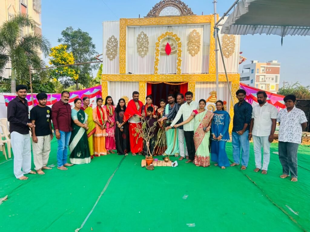 జమ్మి పూజ కార్యక్రమంలో పాల్గొన్న మున్సిపల్ చైర్‌పర్సన్ ఇప్ప ఉమారాణి
