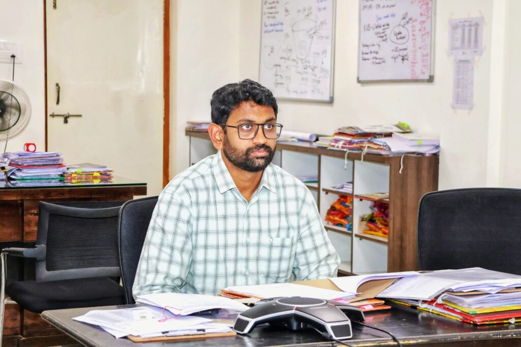 సంక్రాంతి, కనుమ పండుగల సందర్భంగా జిల్లా ప్రజలకు కలెక్టర్ జితేష్ వి. పాటిల్ శుభాకాంక్షలు IMG-20260114-WA0593