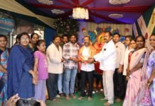 గణనాధులను దర్శించుకున్న ఎమ్మెల్యే నాయిని.. వివిధ గణేష్ మండపాల్లో ప్రత్యేక పూజలు.. భక్తులతో కలిసి ఉత్సవాల్లో పాల్గొన్న ఎమ్మెల్యే