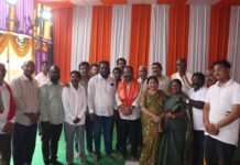 —గణనాథులను దర్శించుకున్న ఎమ్మెల్యే నాయిని దంపతులు భక్తిశ్రద్ధలతో ప్రత్యేక పూజలు…. -అన్నదాన కార్యక్రమంలో పాల్గొన్న ఎమ్మెల్యే దంపతులు..