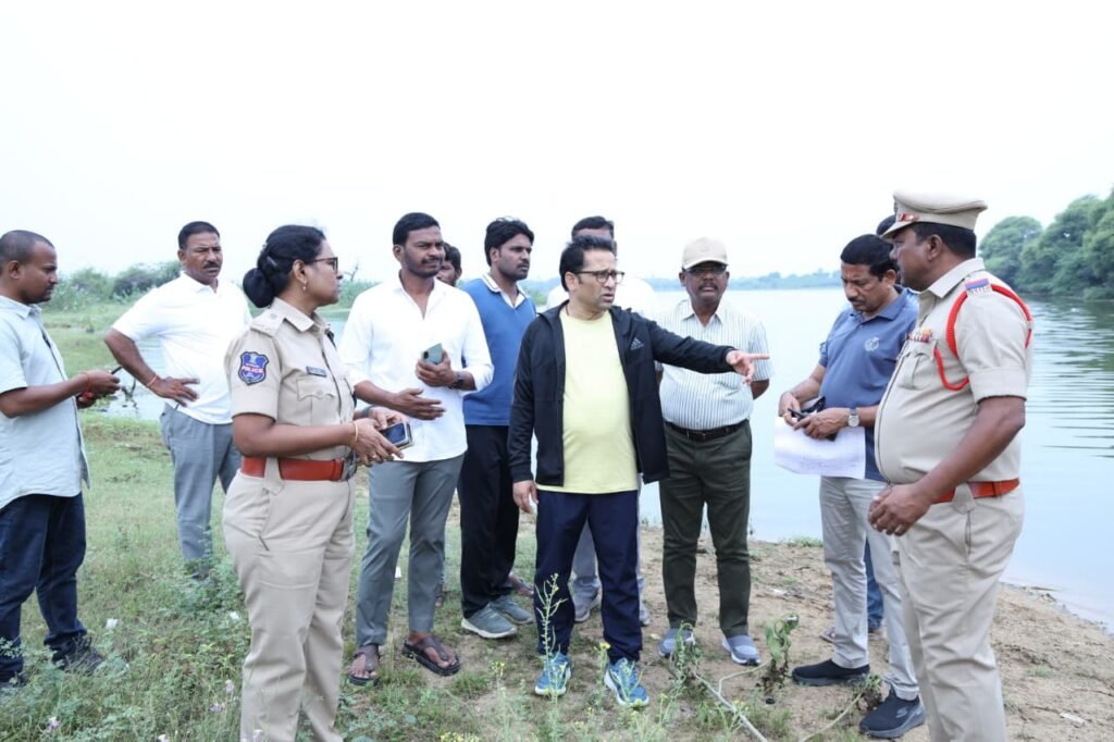 –నిమజ్జన కేంద్రాల్లో ఏర్పాట్లను క్షేత్రస్థాయిలో పరిశీలించిన జీడబ్ల్యూఎంసీ కమిషనర్ వెంకన్న….