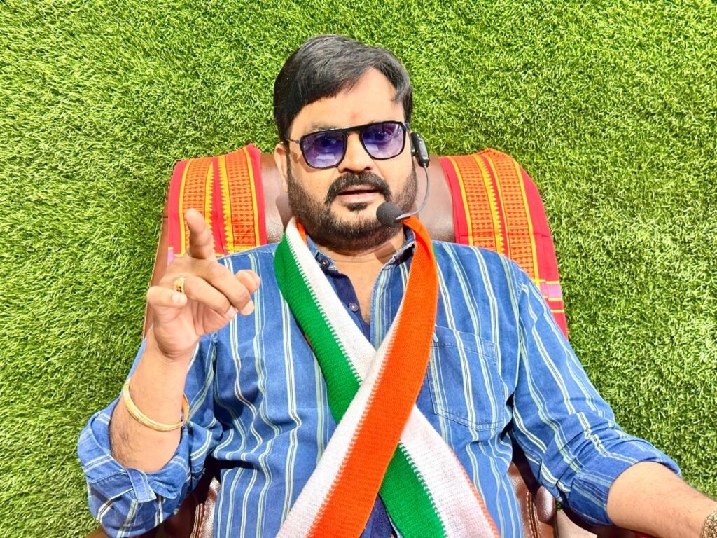 గ్రేటర్ కాంగ్రెస్ హైదరాబాద్ వరంగల్ ఖమ్మం గ్రేటర్ అధ్యక్షులను నియమించాలి….గ్రేటర్ వరంగల్ కాంగ్రెస్ వర్కింగ్ ప్రెసిడెంట్ రాజనాల శ్రీహరి డిమాండ్..