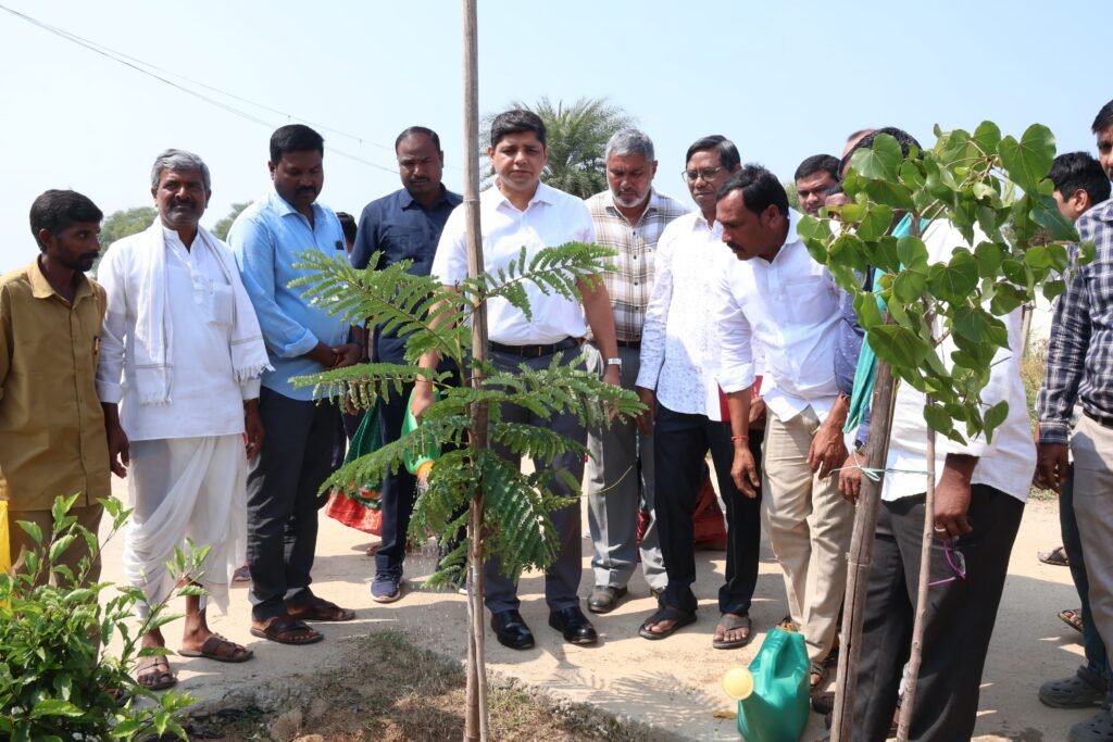 నాటిన మొక్కల సంరక్షణకు ప్రతి ఒక్కరూ బాధ్యత వహించాలి: కలెక్టర్ ఆశిష్ సంగ్వాన్