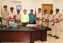 కానిస్టేబుళ్లకు హెడ్ కానిస్టేబుళ్లుగా పదోన్నతులు